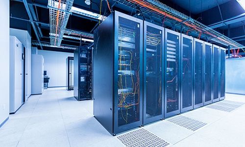 監控UPS的同時需要監控整個機房溫濕度