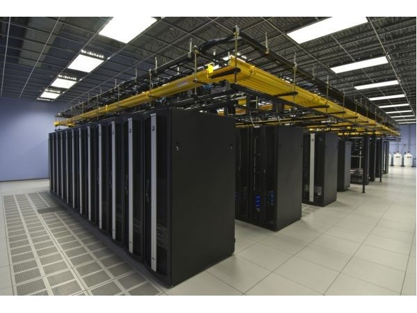 這個(gè)上海機(jī)房動環(huán)監(jiān)控管理系統(tǒng)廠家很不錯(cuò)！