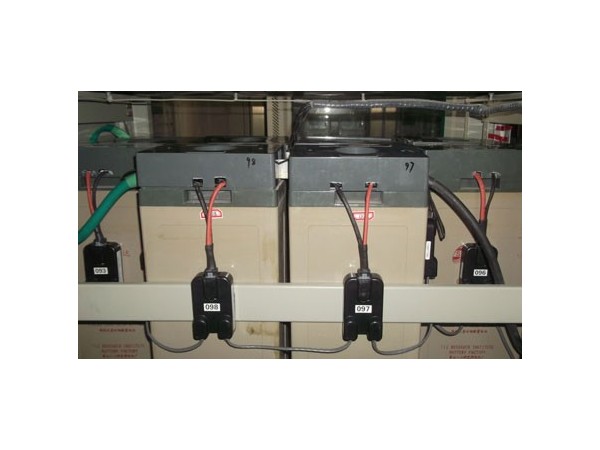 蓄電池內阻、電壓、電流及溫度在線監測系統應用方案