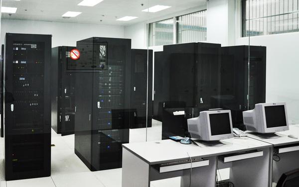 帶你了解校園機房無人化監控管理系統